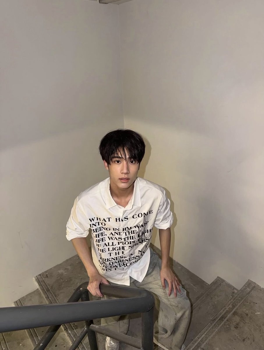 pocketma12's tweet photo. ใครอะ น่ารัก https://t.co/UeqTU9W5Lt