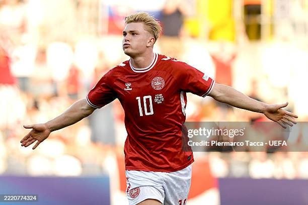 VikCFC's tweet photo. TEAMtalk's Fraser Fletcher reports Chelsea are tracking Conrad Harder closely during his Strasbourg loan, with a future move possible.

That makes sense. There is no purchase option and Leipzig still own him, so this is scouting for now, not a deal waiting to happen.👇

The Strasbourg link gives Chelsea a close look at a 21-year-old striker they have followed for years. But it does not give Chelsea control of his future. Leipzig still hold the contract, and Harder still has to prove he is good enough.