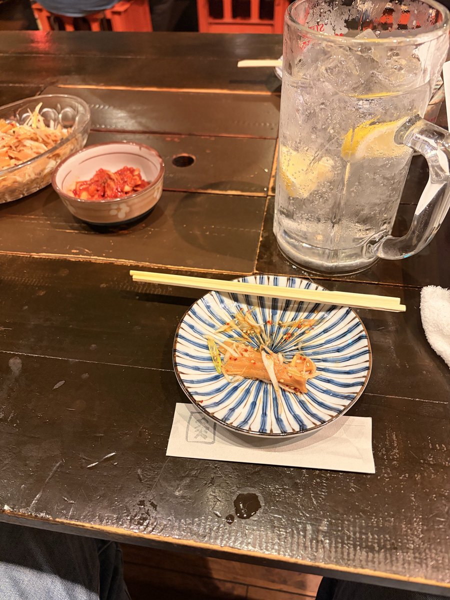 monkichi_imas's tweet photo. 旅行の疲れも取れたから飲みに来た https://t.co/1St1M5IpCa
