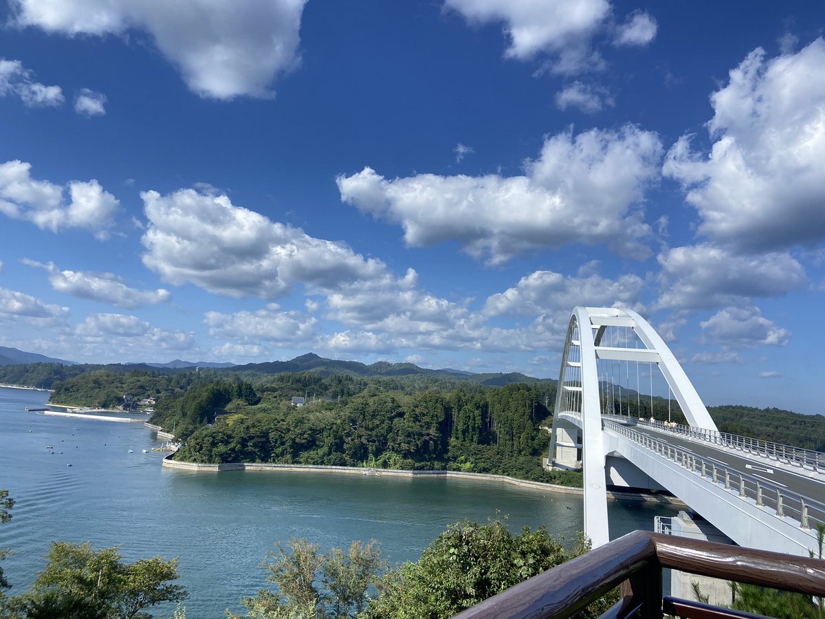 BAA369179's tweet photo. ドライブ日和。
おかえりモネの舞台となった、気仙沼の大島へ行ってきました😊
海風が気持ちよくて、家族みんないい気分転換になりました！ https://t.co/4ainkmCInp