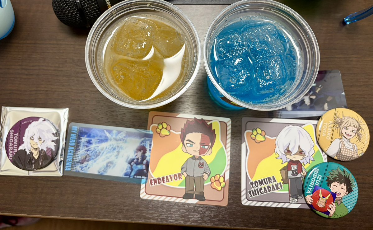 Namonaki_Ningen's tweet photo. お友達とまねきねこヒロアカコラボ行ってきたよー！！✨️✨️ ドリンクも美味しくて歌うのもめちゃめちゃ楽しかったよ〜〜！！！😭💓 一緒に遊んでくれてありがとう！！！ https://t.co/uN8jUvPXlK