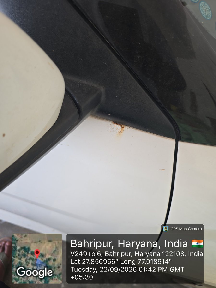 hrishhk's tweet photo. @HyundaiIndia My2022 Hyundai Creta has started developing rust within just 4years. This is a serious concern for a car of this price. Please inspect the vehicle and explain the reason for such early corrosion and provide a proper solution
#HyundaiCreta #HyundaiIndia #RustIssue https://t.co/WKS3ylRtWN