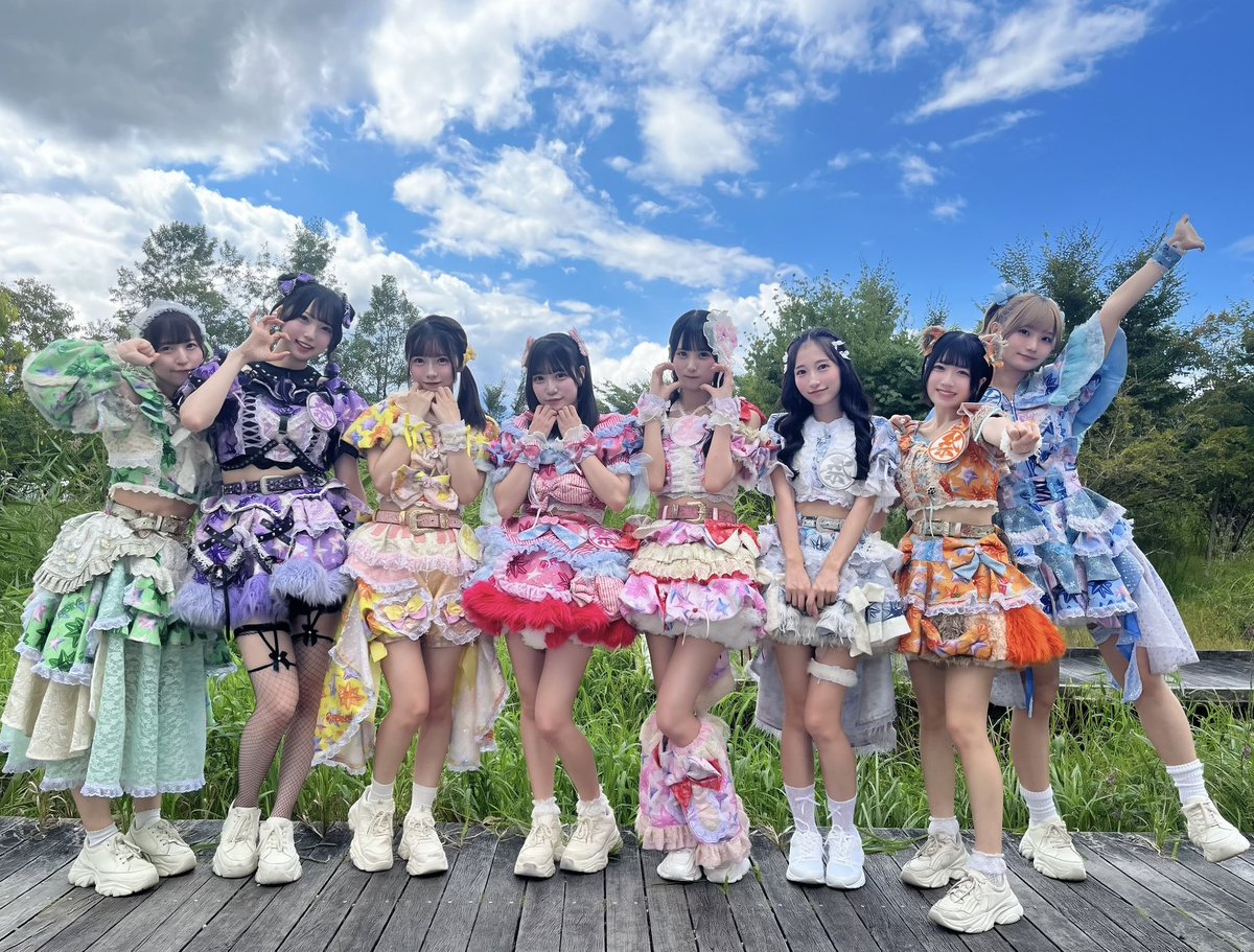 FESTIVEofficial's tweet photo. \

「SPARK 2026 in YAMANAKAKO」
ありごとうございました☀️

／

✧•───────────────────── •✧

🏮セットリスト🏮

SE
M1.マジカルパレード
M2.OIDEMASE〜極楽〜
M3.レフトライト
M4.サカサマサマー
M5.シダレヤナギ
M6.夏に恋して
MC

✧•───────────────────── •✧

次のライブはこちら🙋‍♂️

9/25(金)
｢FES☆TIVE 加藤ひな生誕祭2026｣
📍神田明神ホール
OP 18:00 / ST 19:00
✧• ─────────── •✧
🎫前方￥6,500 / 一般¥1,000（＋1D代別）
→ FC先行(先着)
前方チケット:8月21日(金) 21:00〜8月25日(火) 23:59まで

※前方チケットのみ販売
🔗 https://t.co/3frS0f1Z9M

→ 一般販売
🔗 https://t.co/eJ7ea4HANL

✧• ─────────── •✧