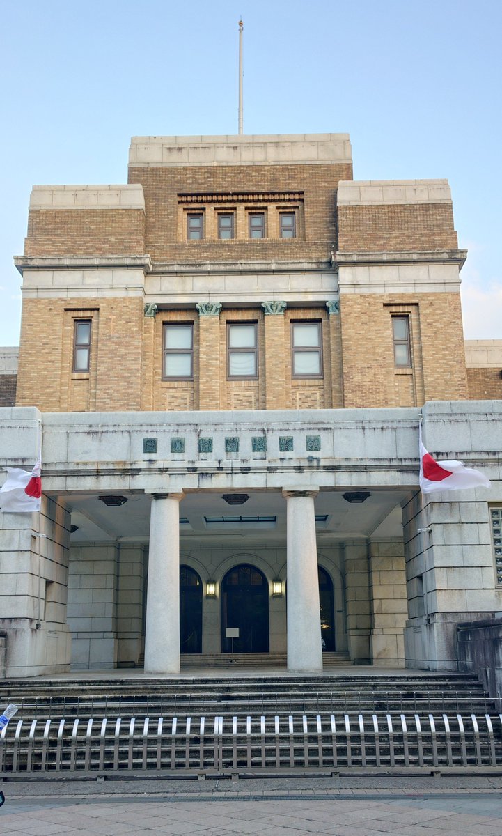 aokmym's tweet photo. 国立科学博物館閉館時間までいた。 https://t.co/SVruFTNFxN