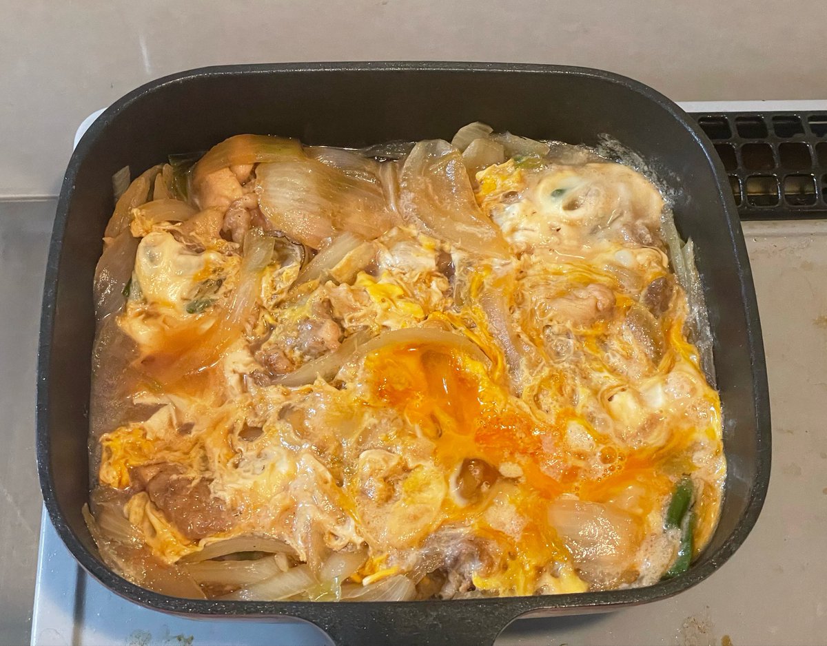 Atomu80721998's tweet photo. 親子丼作ったよー https://t.co/1efgQ04C7f