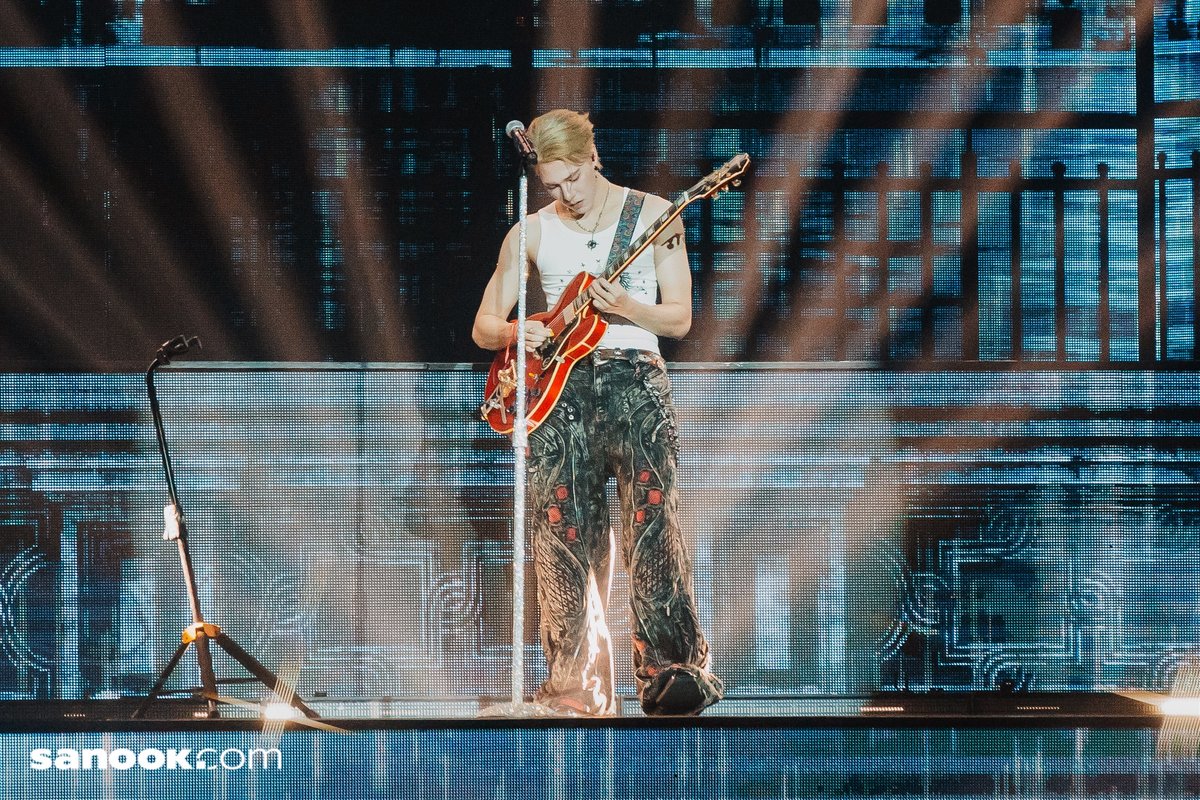 Sanook's tweet photo. เป็นแก้วเป็นแสงเป็นหล่ออันตรายยย ใน SKY NANI S to the N FANCON! 🧭

📽️https://t.co/ZvwOfSIcd4
📽️https://t.co/Qqco5jFJUb

ภาพทั้งหมด https://t.co/2eyWwuf9wC

#SkyNaniSToTheNFanconD1
#SkyNaniSToTheNFanconD2
#SKYNANISTotheNFANCON
#SkyNani #สกายนานิ
#hirunkit_ #Sanook https://t.co/IzcWqrdRjY
