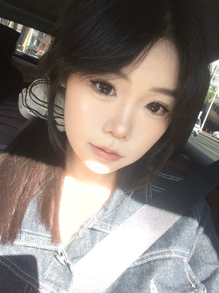 212607uxl's tweet photo. 不想上课好困 https://t.co/izeb7SS8QR