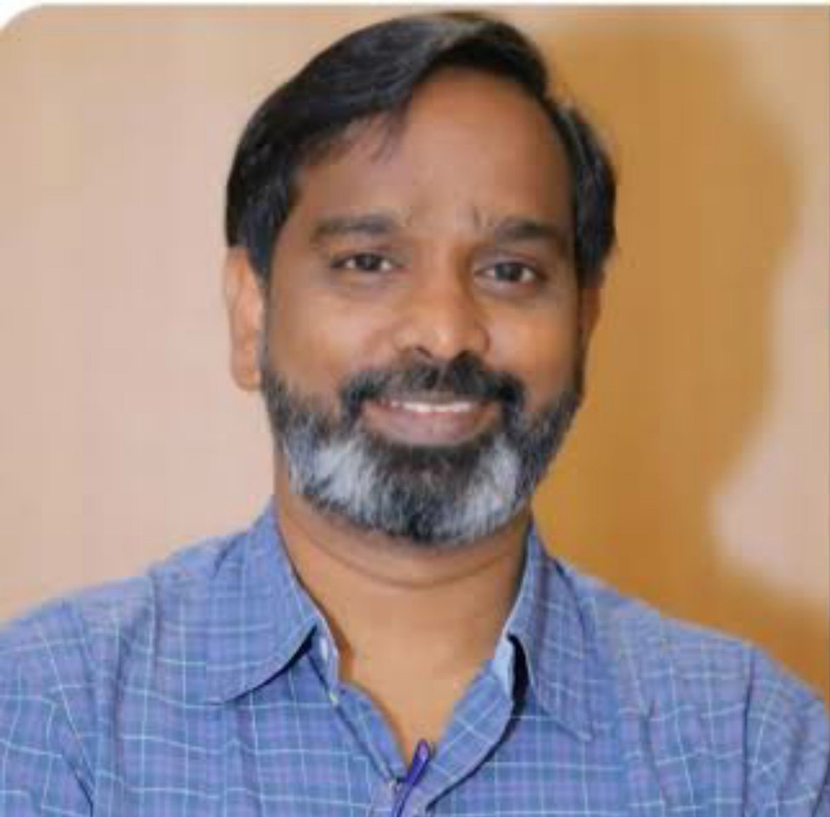 NitinRaut_INC's tweet photo. A top-performing student with an 8.5 CGPA would never resort to cheating! 
The death of the Dalit student at IIT Bombay is not a suicide, but a blatant 'Institutional Murder' orchestrated by a Manuvadi system where 98% of the professors belong to upper castes. Shame on these modern-day Dronacharyas who are levelling false allegations against the student to cover up their own sins!