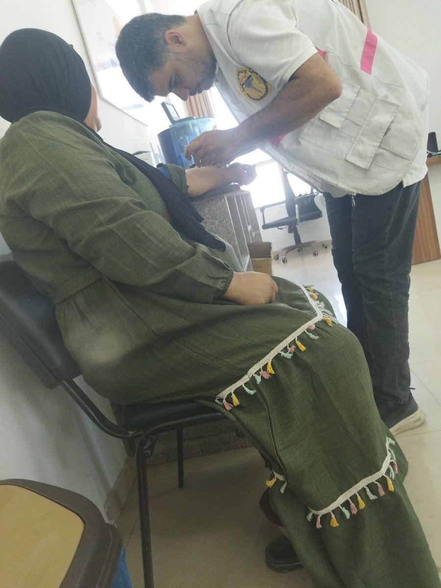 FatmaMahmod1988's tweet photo. Today I went to the hospital and was told I have a heart problem and diabetes.🥺
I urgently need $300:
$100 for medicine, $100 for food for my children, and $100 for cooking gas.💔
Please help me if you can. My children and I have nowhere else to turn.🙏🙏
https://t.co/EU74B6ocnw https://t.co/z253DTKVx5