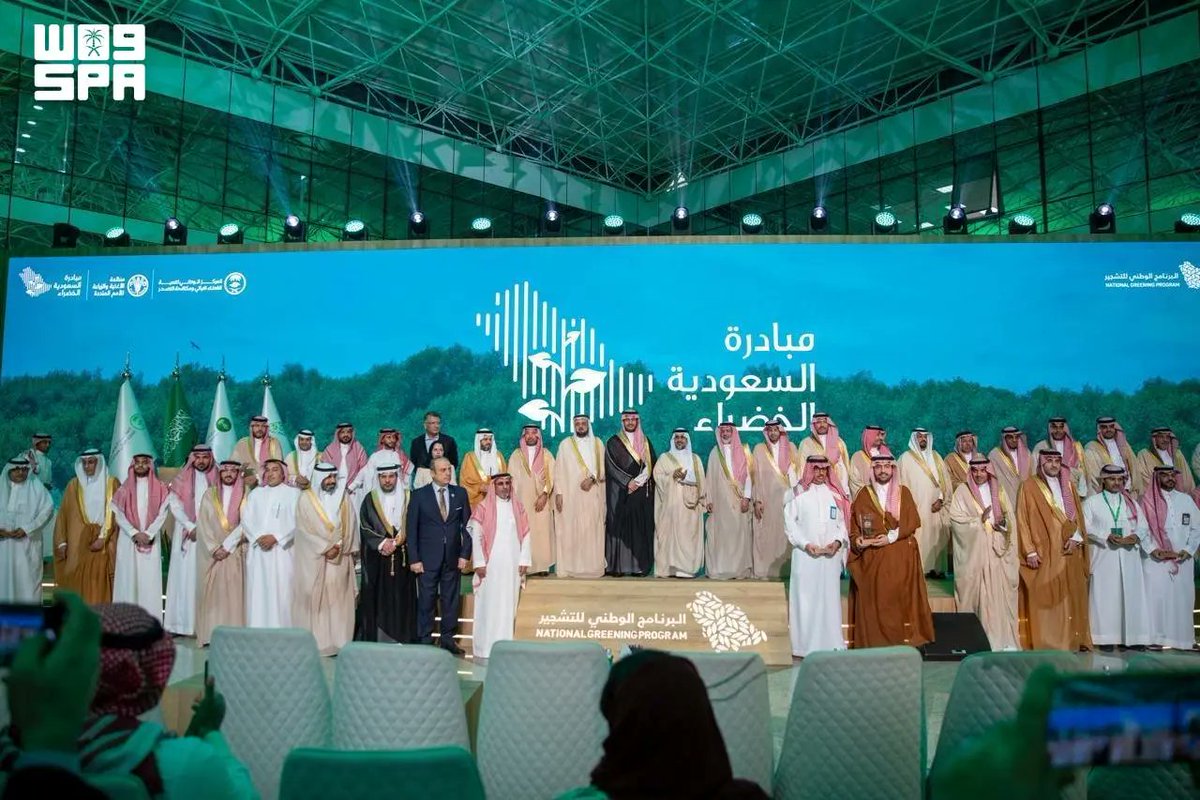 SPAregions's tweet photo. #اليوم_الوطني_السعودي يرسخ معاني الفخر والانتماء، إذ يعيش المواطن والمقيم والزائر على أرض المملكة نهضة شاملة تتجلى في جودة الحياة، ومشاريع البنية التحتية، وتعزيز المكانة الدولية للمملكة.
#عزنا_بطبعنا |#واس https://t.co/imKTg703H2