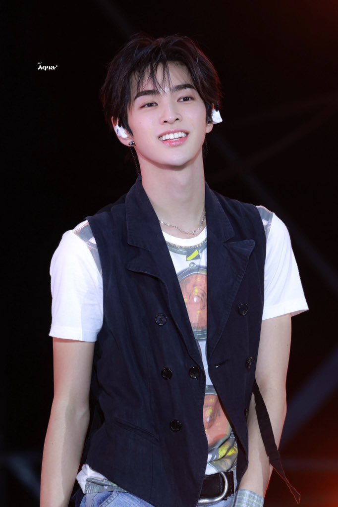 koonhooooo's tweet photo. @KEONHOHEAVEN KEONHO delivers ACEKEON MAKNAE charm through every audience interaction

MC KEONHO CENTER STAGE

#KEONichiwaJapan
#ゴンホ一番星
#KEONHO #건호 https://t.co/orPx3Y4B49