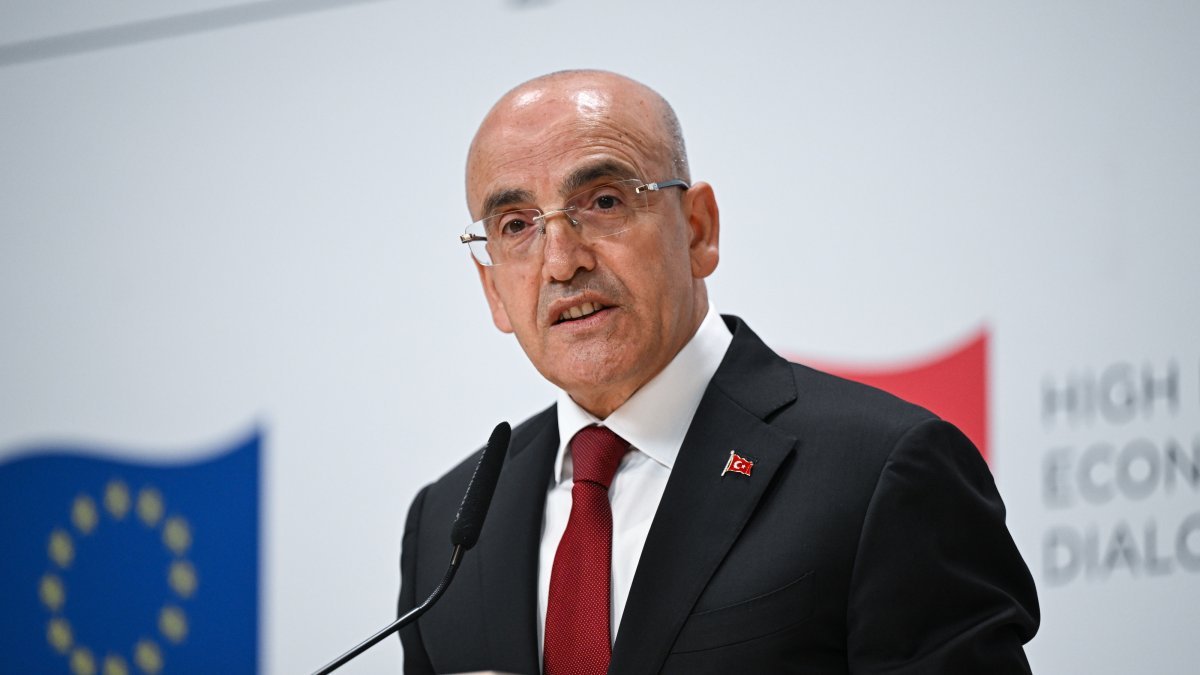 KorkutataAykut's tweet photo. “-Tasfiye süreci borsayı baskı altına almayacak.
-Genele yayılan sistematik risk yok.
-Amac yatırımcıyı korumak”

Hazine ve Maliye Bakanı Mehmet Şimşek’in geçen gün yaptığı açıklamayı hatırlayanlar var mı? https://t.co/ojtBSfnWgP