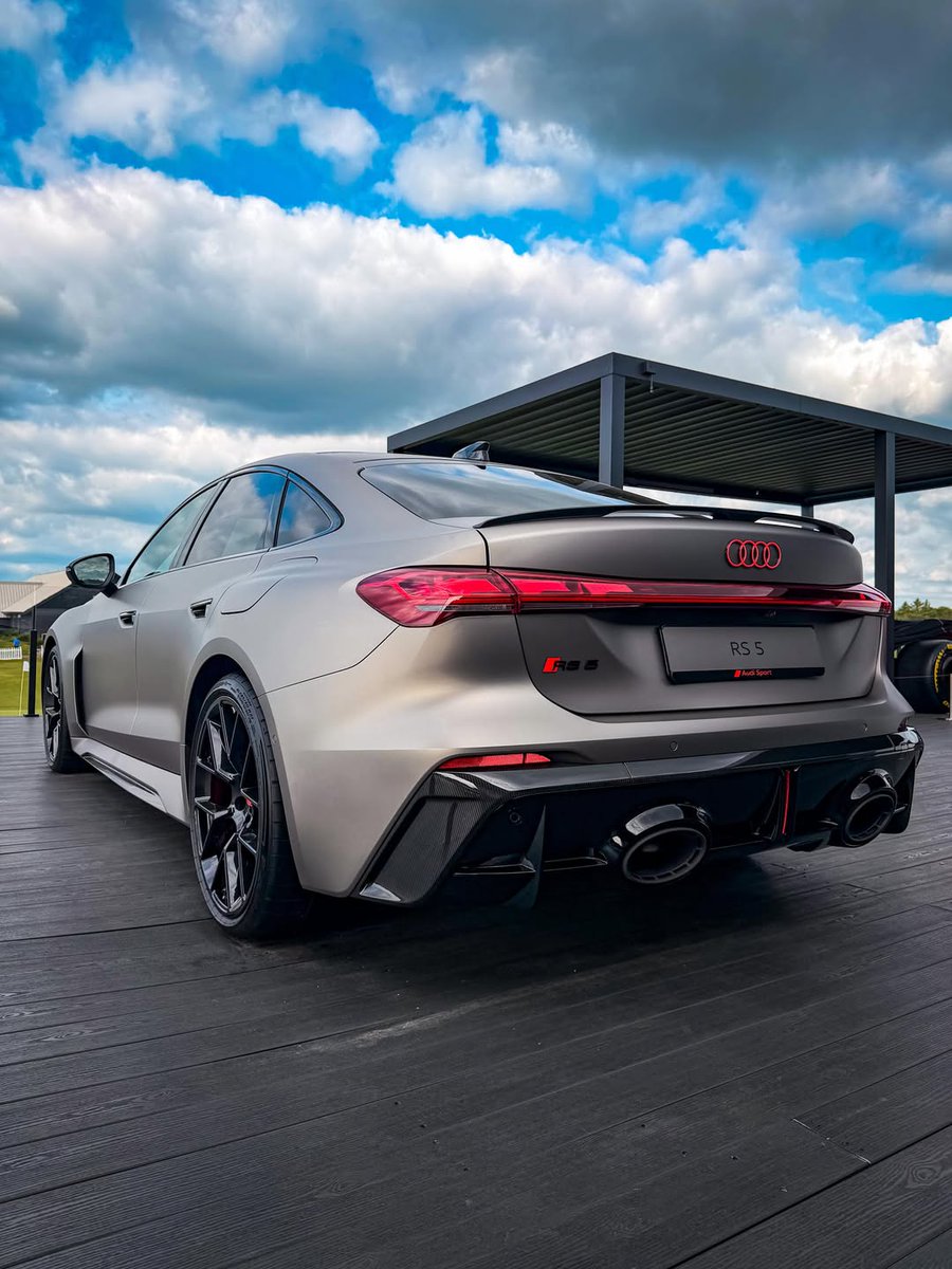 RPMvisualss's tweet photo. Audi RS 5 https://t.co/4xwynwFvD8