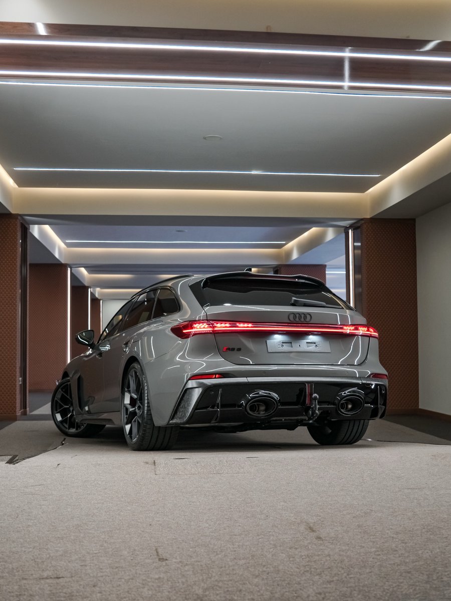 RPMvisualss's tweet photo. Audi RS5 Avant https://t.co/OnMeFLTqYj