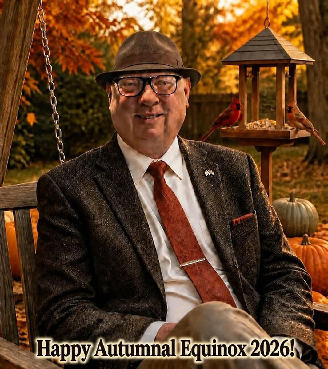 DavidElliott64's tweet photo. #HappyAutumnalEquinox #AutumnEquinox2026 #HelloAutumn #FirstDayOfFall #FallVibes #AutumnColors #AutumnMagic #PumpkinSeason #CardinalSeason #NatureAndWildlife #CozyAutumn #FallPortrait #AutumnTraditions #SeasonOfChange #WelcomeFall https://t.co/KpsH85dxuy