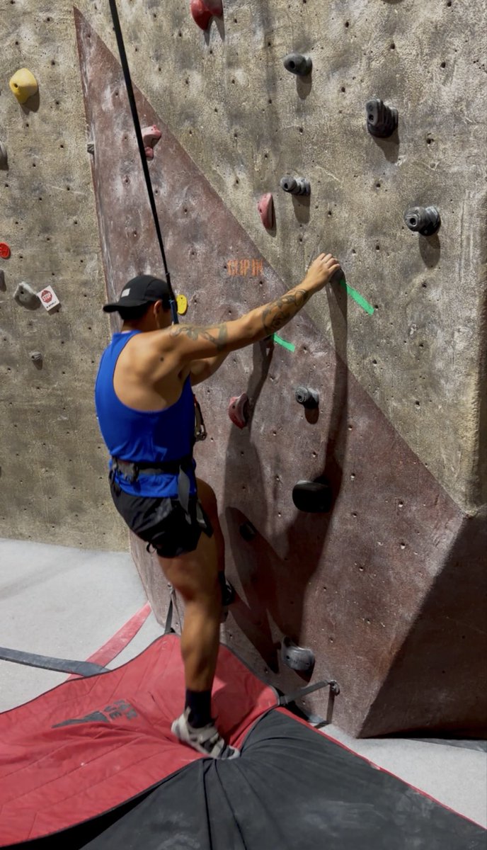 not_ebag7's tweet photo. 🧗‍♂️ https://t.co/uL4Bglnd8E