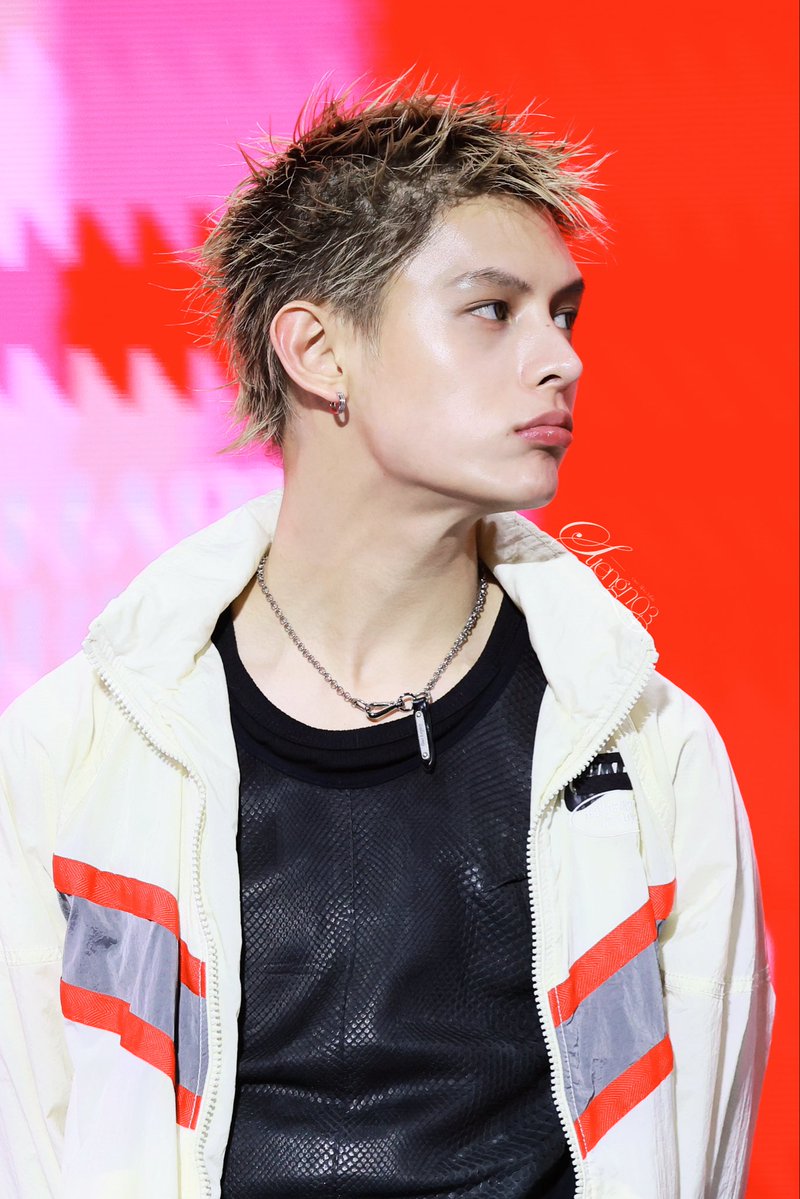 husmchao's tweet photo. @ofjvn_ JAMACE’s aura is impossible to miss when he’s on stage, CHAO ENERGY fills the whole room while IDEA BANK keeps the performance fresh.

JAMES RACES INTO THE SPOTLIGHT

#JAMESOnTrack
#ジェームス #제임스
#CORTIS_InkigayoTokyo https://t.co/eGt3amL5b0