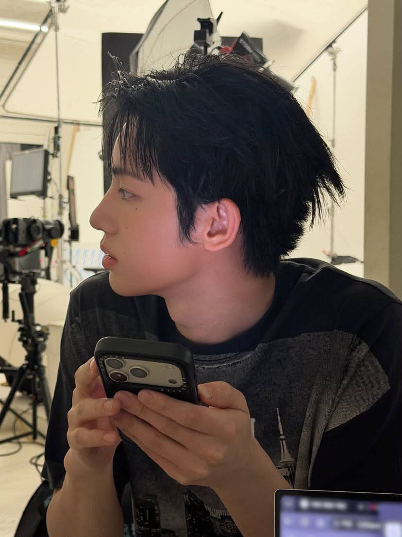 NhPhmLm23675's tweet photo. A new chapter for Park Siwoo is about to begin in Milan. 💜We’re already looking forward to the new moments waiting for him

#PARKSIWOO
#SIWOO_IN_MILANO https://t.co/q8LtejQ4Yq