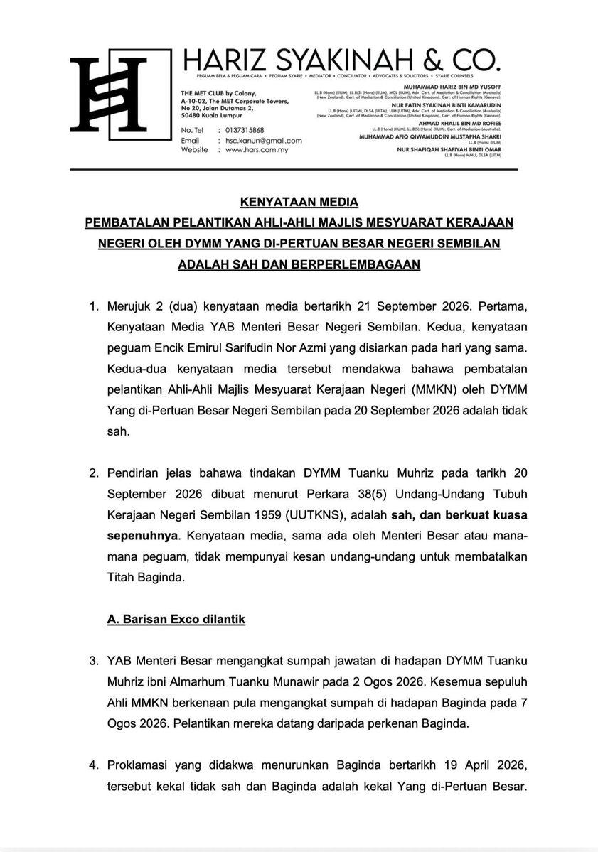 Nazril_Iznil's tweet photo. 𝗜𝗦𝗬𝗧𝗜𝗛𝗔𝗥 𝗗𝗔𝗥𝗨𝗥𝗔𝗧 𝗝𝗜𝗞𝗔 𝗣𝗘𝗥𝗟𝗨

Hentikan kemelut berlarutan. Jika ada pertikaian, selesaikan melalui lunas undang-undang dan mahkamah, bukan dengan perang kenyataan media yang tiada penghujung.

Jika benar ada pelanggaran, buktikan di mahkamah. Jika ada pertikaian, biarkan proses perundangan menentukan.

Inilah hasilnya apabila memberi kuasa kepada UMNO
_________________________
Kenyataan Media Pembatalan Pelantikan Ahli-Ahli Majlis Mesyuarat Negeri oleh DYMM Yang Di-Pertuan Besar  Negeri Sembilan Adalah Sah dan Berpelembagaan - Peguam kepada Undang Luak Rembau ke-22.