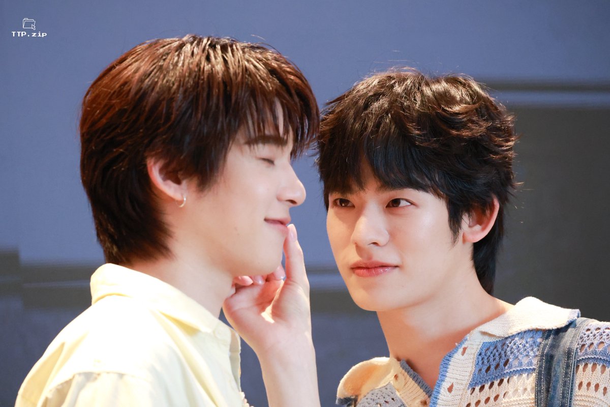 TTP_zip's tweet photo. 𖤐ˊ˗ 260920

น้องป๋อออออออ ทำอะไรอยู่วววววว 

#ตี๋ตี๋ป๋อ #teeteepor 
YUMMY TIME TEETEEPOR 
#YummyPouchTTP https://t.co/0IkHz17EsI