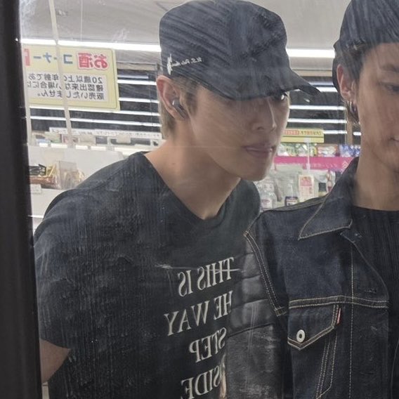 blessmebape's tweet photo. ทรงงี้ https://t.co/Z7PfUuwhev
