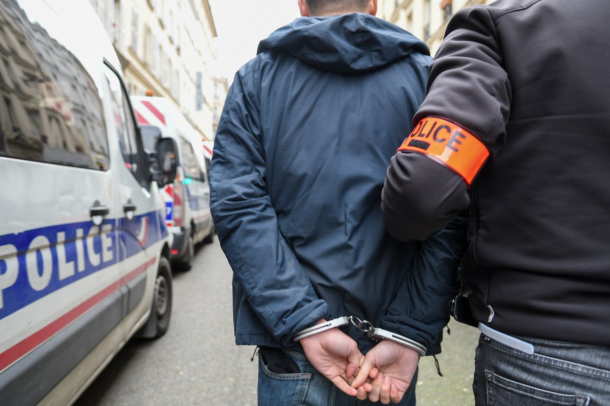 Image de Préfecture de Police : #StopAuxVols | La sécurité du quotidien se joue aussi dans les transports ! 🚇
Dimanche à #Aubervil