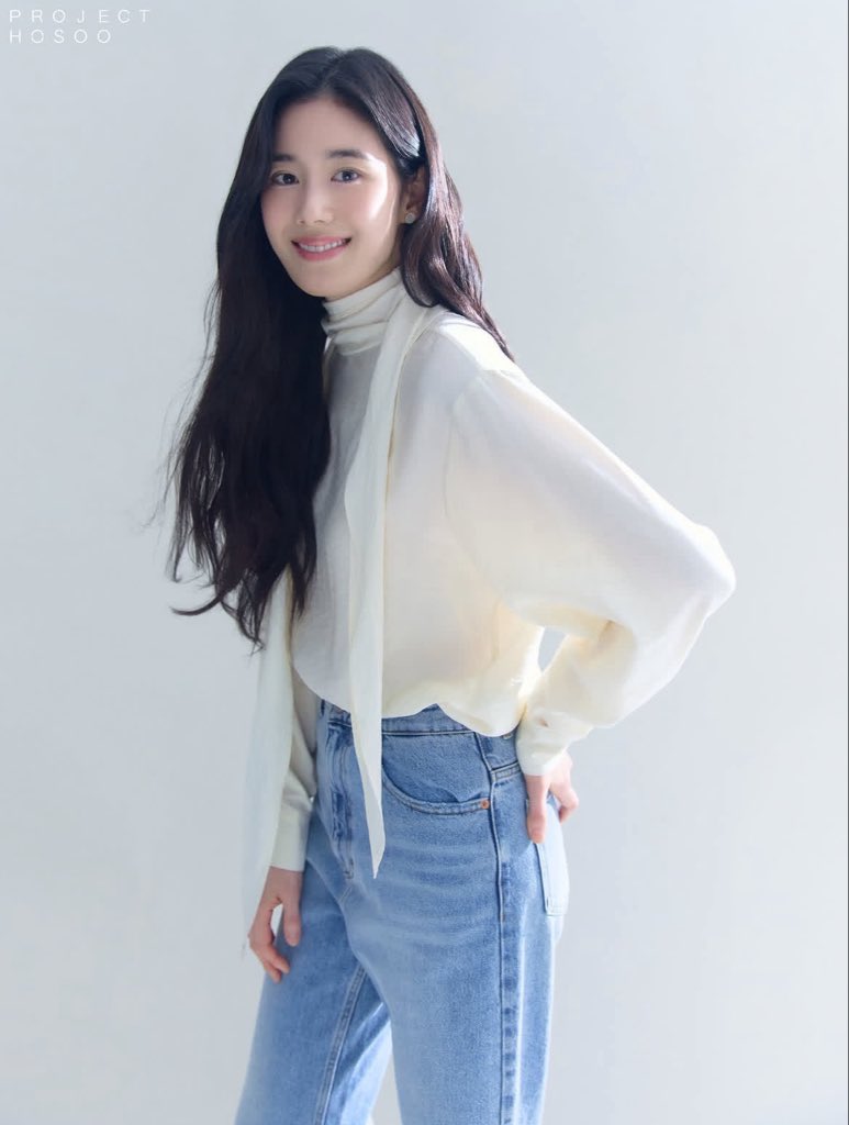 azzxnue's tweet photo. 청바지 도랏 https://t.co/pAiN1ERtsc