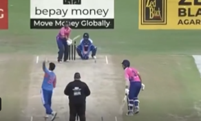 CricketIsRobbed's tweet photo. Ball being released, batter in his normal stance.

Definitely a wide.  Axar and Shreyas moan about it, umpires call dead ball.

So bad call, terrible from India and ridiculous from the umpires to then dead ball the whole thing. https://t.co/t6M04WmjPc