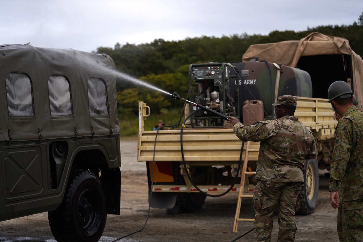 11b_na_jgsdf's tweet photo. 【除染訓練】
#防衛省 #陸自 #自衛隊 #orientshield #OS26 #日米豪共同 https://t.co/Z33khcack9