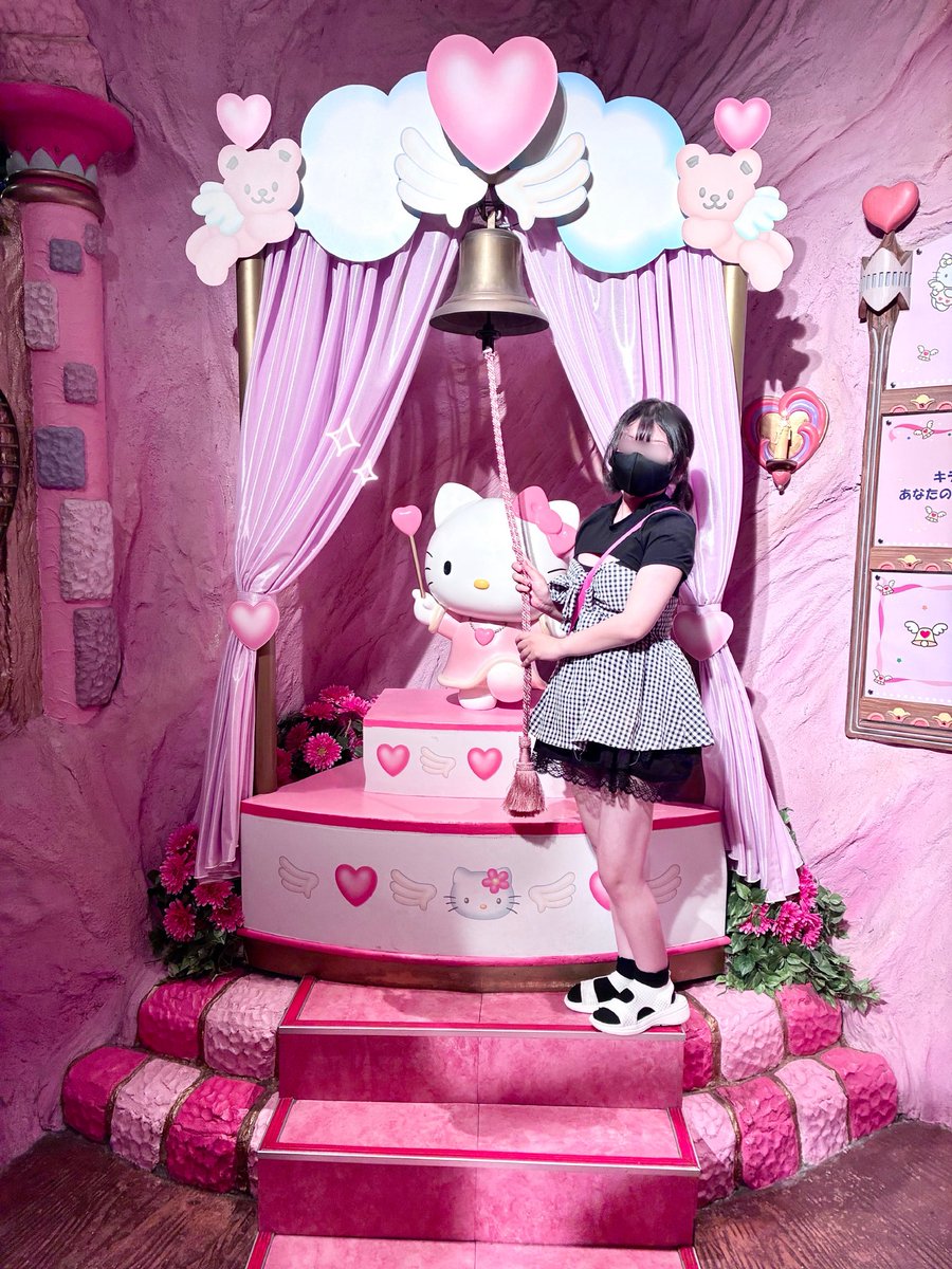 Yuankyoou's tweet photo. #サンリオピューロランド ♡🎀◝✩ https://t.co/aoa229RA5y