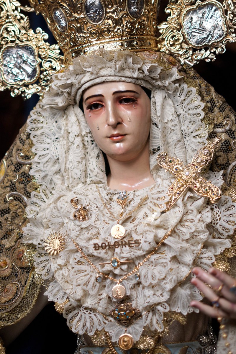 FernandVillapol's tweet photo. Reportaje realizado a la Virgen de los Dolores de la Hermandad de la Calle Real.

@HdadCalleReal https://t.co/aL2Qt4SEoN