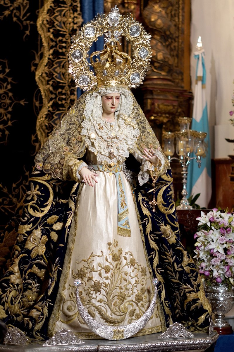 FernandVillapol's tweet photo. Reportaje realizado a la Virgen de los Dolores de la Hermandad de la Calle Real.

@HdadCalleReal https://t.co/aL2Qt4SEoN