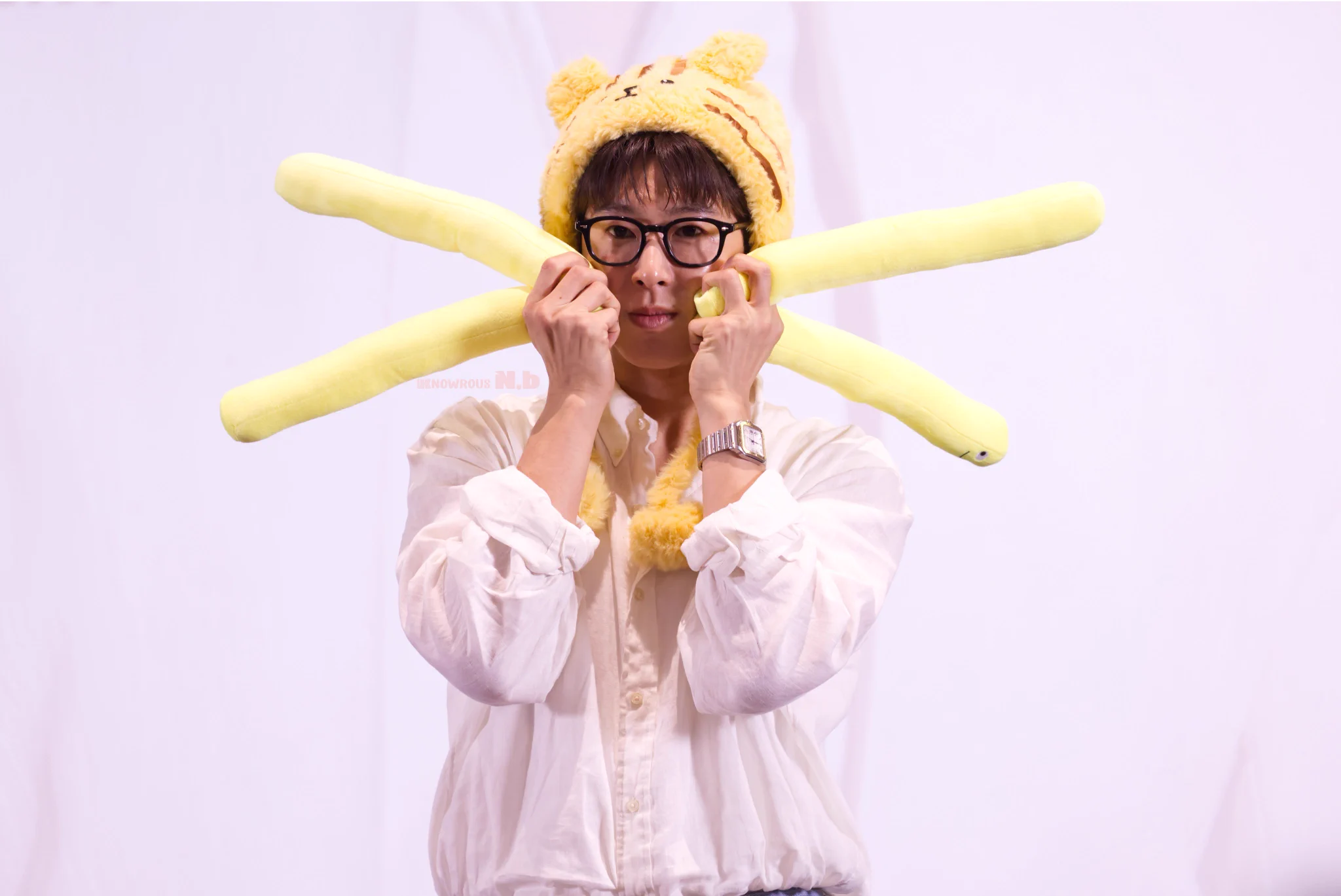 貴重 東方神起 ユンホ ユノ 重慶上海北京 サイン会 ファンミ 限定グッズ 3点 👣UKNOWROUS_N,b on X: 