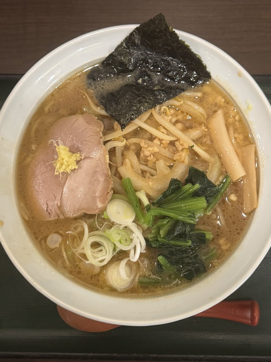 mescarbonicsub6's tweet photo. ラーメン部活動2026年521軒目は小樽のむくげで、皮脂らーめん合わせみそ。
企業系ですね。
隣が蕎麦屋ですが、中で繋がってます。
#ラーメン  #ramen #lamen #rahmen #中華そば #支那そば #つけ麺 #まぜそば https://t.co/JmzCQEJ8mC