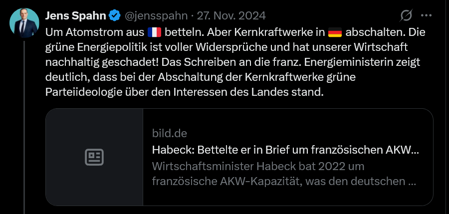 DerGraslutscher's tweet photo. War in meinen Augen auch nicht weitsichtig von der CDU, sich in dieser Form 3,5 Jahre an Wirtschaft und Energieversorgung abzuarbeiten.

Ist natürlich legitim, dass die Opposition die Arbeit der Regierung kritisiert, aber Spahn und Co. haben sich in eine Untergangsstimmung reingesteigert, die man jetzt beim Wahlvolk nicht einfach wieder abschalten kann.

Deutschland wurde zum "Strombettler" degradiert, zum "Strom-Not-Land", sei im "Kohlewinter" von diversen Blackouts bedroht, leide unter der "Frust-Bilanz“ und gängele seine Wirtschaft mit künstlich hohen Energiekosten.

Jede Insolvenz wurde zelebriert, jede schlechte Konjunkturprognose ins Rampenlicht gezerrt und erklärt, nach der Ampel-Regierung die Energiepreise einfach wieder niedrig zu zaubern und die Wirtschaft wieder auf den Stand von 2015 zu setzen. Und das nicht von irgendeinem Hinterbänkler, sondern von Spahn als energiepolitischem Sprecher der Union.

Es war da schon klar, dass man den Wähler hier nur wird massiv enttäuschen können. Das ständige Gerede von der schnellen Reaktivierung der Atomkraft als Lösung für alles, das Framen des ganzen Landes als schwach, abhängig und lächerlich, das haben nun alles die AfD-Influencer übernommen und drehen es gegen die CDU, die jetzt auch nur mit Wasser kochen kann.

Dass die Energie- und Strompreise sich nicht ohne Weiteres senken lassen, war klar. Dass wir auch unter einer CDU-Regierung Strom importieren werden, war klar und dass der Umbau des Energiesystems eine Herausforderung ist, die Gewinner und Verlierer kennt, war auch klar.

Das sind alles Themen, die von der AfD nun auf diesem Fundament wunderbar bespielt werden können, denn in Untergangsstimmung und leeren Versprechungen sind die noch mal deutlich besser.