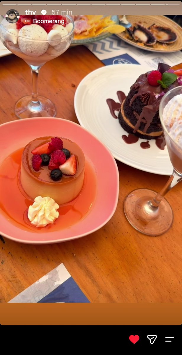kookturron's tweet photo. nada de flan CREMA VOLTEADA 🇵🇪‼️ https://t.co/BZLY3Qal7E