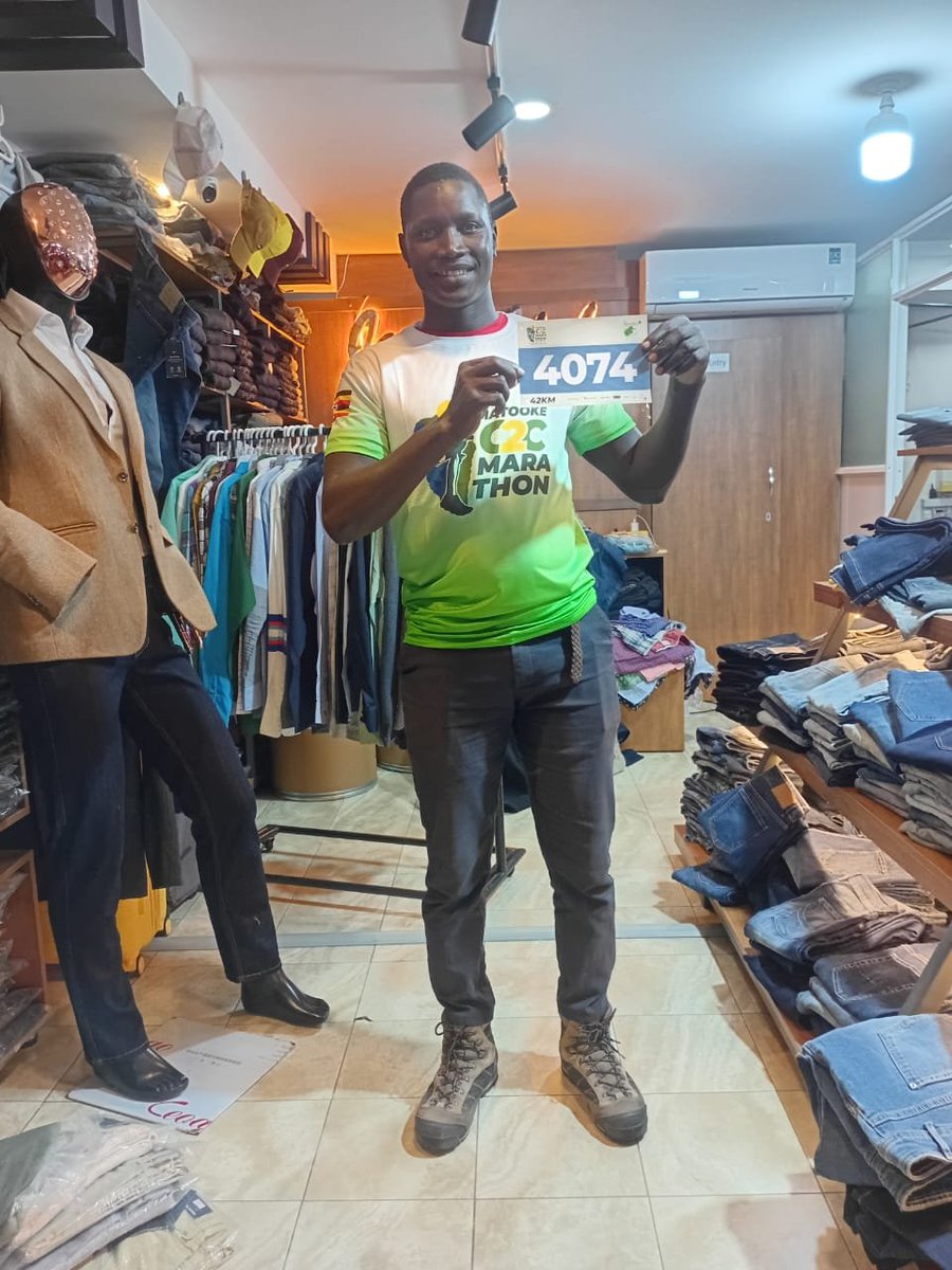 RonacoVeli911's tweet photo. Goodmorning Folks,Get ready for #Matooke C2C marathon this https://t.co/EsG19o9pZA's on 9th October 2026.Register now.Kit collection points are short- listed below."Run for your life"
Am ready again for 42km.Explore 🇺🇬.from Kampala to entebbe.
Happy independence day in advance https://t.co/8QbWxdz6VE