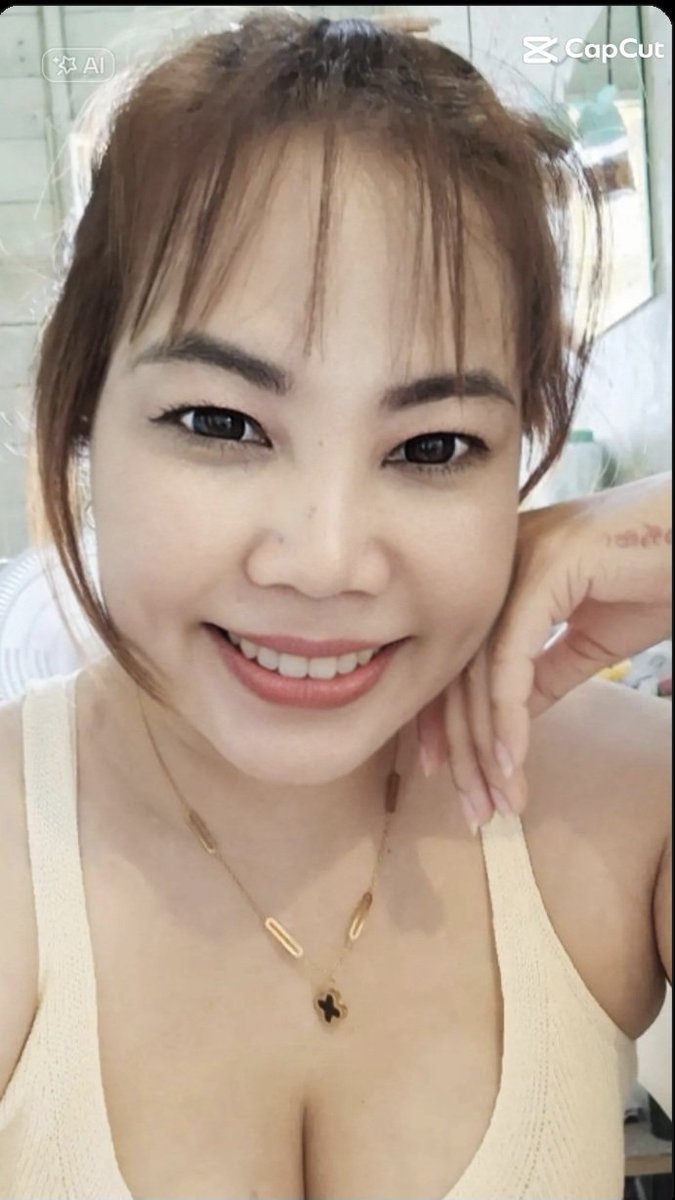 LeenaEndrigfd's tweet photo. ลองครั้งแ���กแล้วมีแอบคิดว่า ทำไมเพิ่งมาเจอกันนะ ✨ ครีมกันแดดเนื้อซูเฟล่ เบา นุ่ม และคุมมันได้ดี 🆔️kk1702432 📳 0943870824 https://t.co/34lZBDInFT