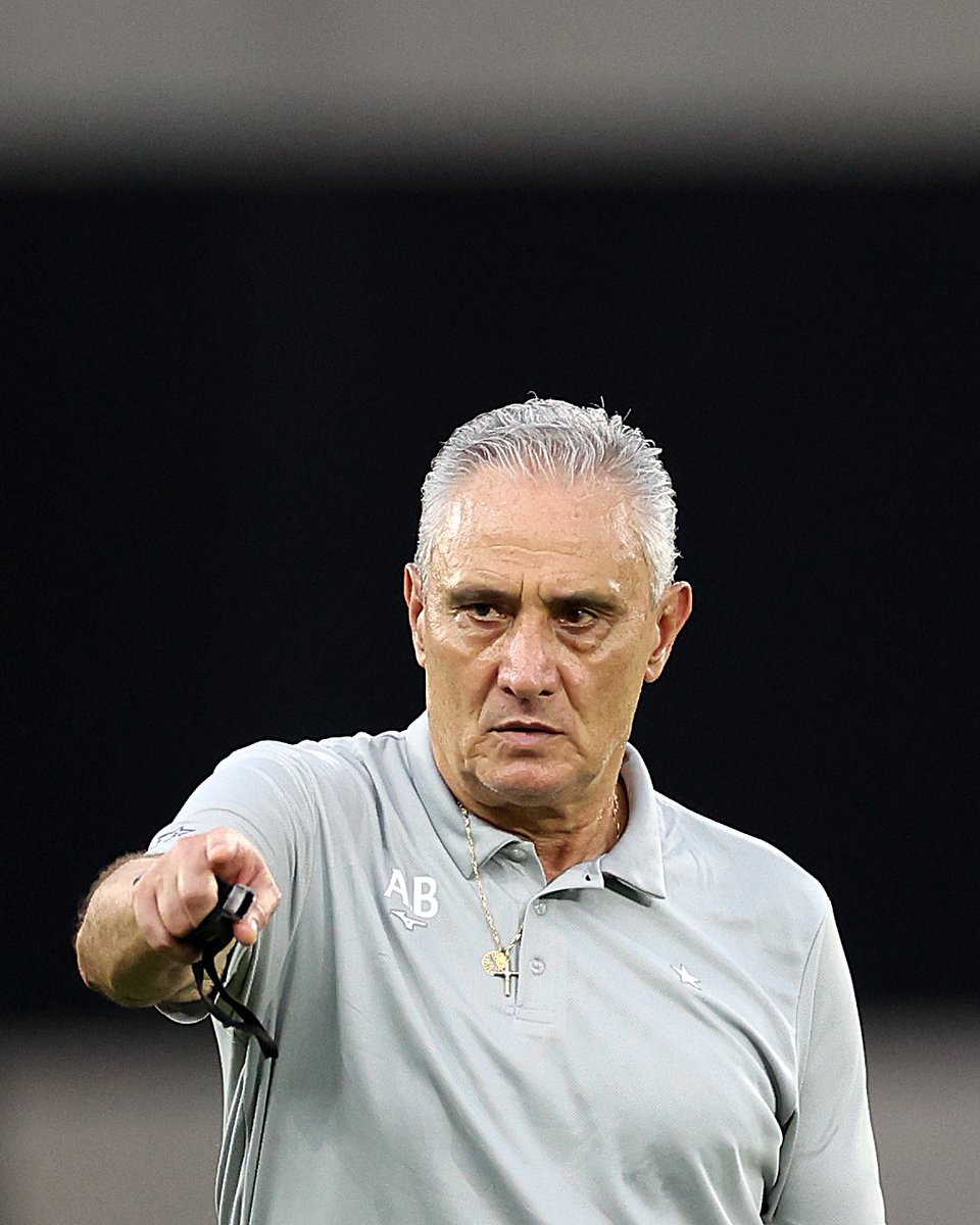 informafogo's tweet photo. Ziyech deve ser titular contra o Vasco e Matheus Martins retorna aos relacionados.

A provável escalação: Gabriel Batista; Vitinho, Ferraresi, Lucas Monzón e Alex Telles; Huguinho, Medina (Danilo) e Montoro: Ziyech, Matheus Martins e Arthur Cabral.

— @geglobo https://t.co/6WhY6OtKFW