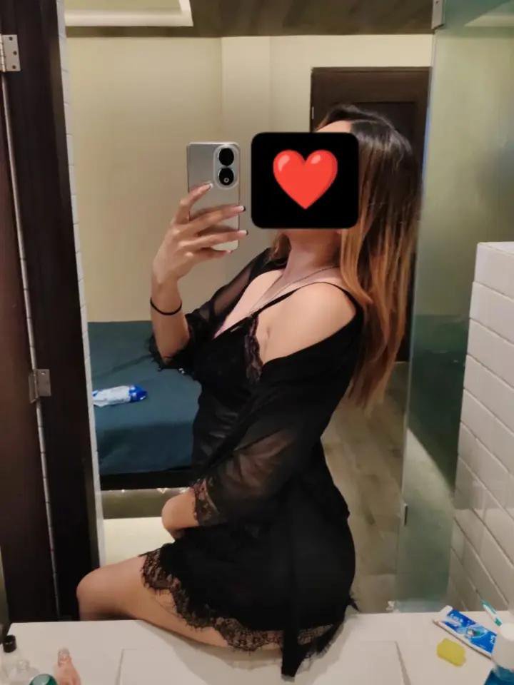 OvalleNicole1's tweet photo. Disponible para videollamadas hot o LO QUE QUIERAS 📸✨

#parati https://t.co/rCrlNzIQqC