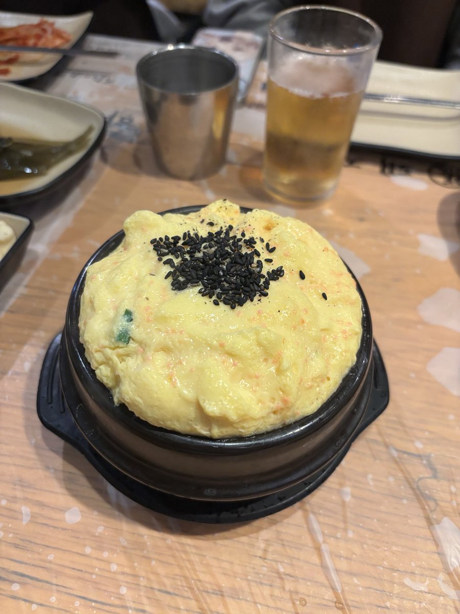 wonkorem's tweet photo. 現地の韓国人に連れてってもらった明洞のサムギョプサル🇰🇷🥩
お肉が分厚くてジューシー🤤
ふわふわのケランチムも美味しかった◎
明洞でお肉食べるなら候補に🫶

📍河南豚肉屋 明洞1号店
📍ソウル特別市 中区 乙支路二街 199-77
🗺️NAVERマップ
https://t.co/hrXOhFzKBH

#韓国旅行 #明洞グルメ https://t.co/pAH0RX22Cm
