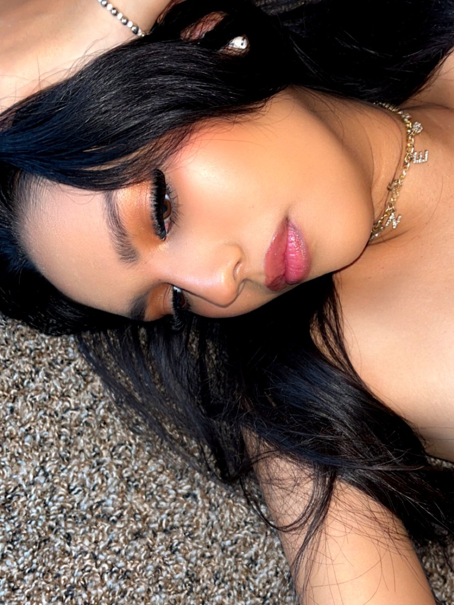 AshleyLopeluv's tweet photo. I may not be pretty bitch
But I know you can't keep your eyes off of me 🎀🇲🇽⭐
#socal #nsfw #moots #latina 
ㅤㅤㅤㅤㅤ https://t.co/ljZZwaexJP