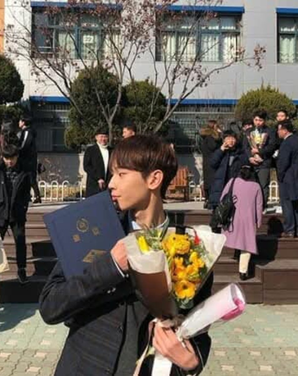 dominiminiinouu's tweet photo. 어머? 진짜 고백 받으셨나 봐요......... 이러기🤭 https://t.co/173GmBhsXK