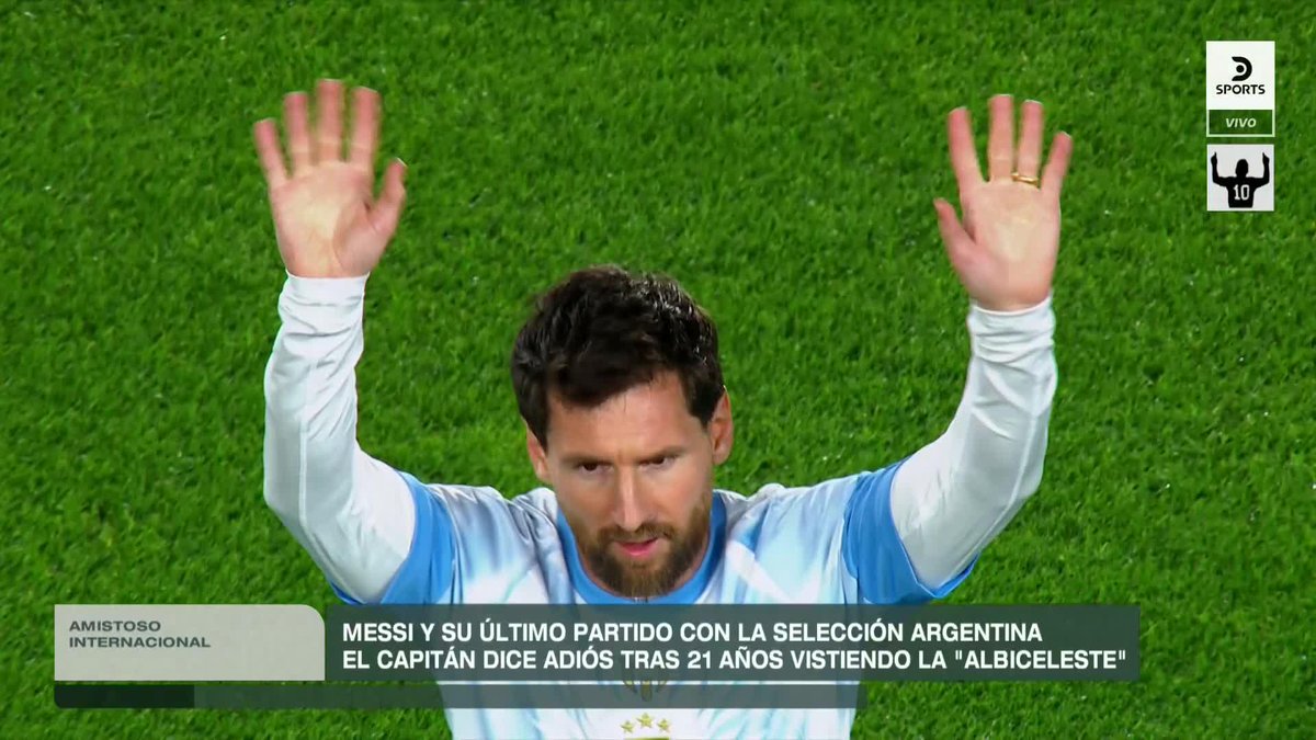 A sports broadcast screenshot of soccer player Lionel Messi in an Argentina jersey waving to the crowd, with text reading 'MESSI Y SU ÚLTIMO PARTIDO CON LA SELECCIÓN ARGENTINA, EL CAPITÁN DICE ADIÓS TRAS 21 AÑOS VISTIENDO LA ALBICELESTE'.