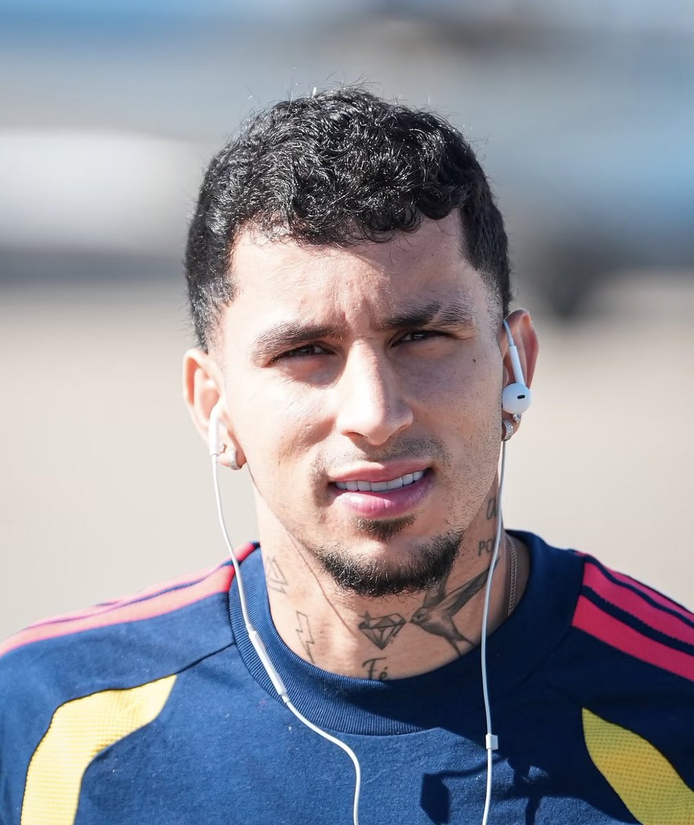 PSierraR's tweet photo. 🚨 Así va Colombia 🇨🇴 🆚 Perú 🇵🇪:

Kevin Mier
D. Muñoz, K. Andrade, D. Sánchez (C), S. Velásquez
G. Puerta, J. Solís, J. Arias
Y. Asprilla, L. Suárez, C. Gómez https://t.co/hEellbFSPm