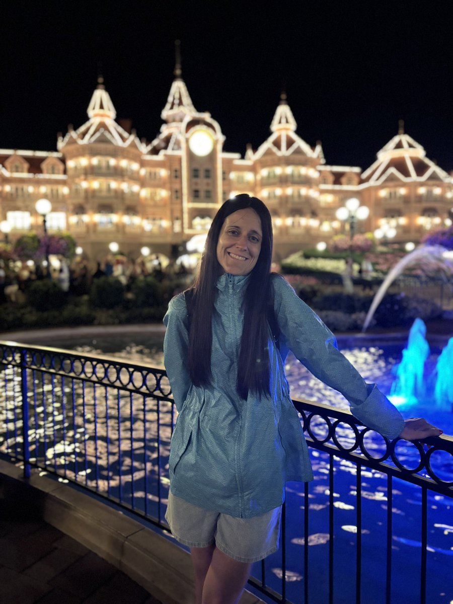 Ale7ale's tweet photo. You have it
In your heart, it's timeless like a classic
Everywhere it's begging you to catch it✨ https://t.co/IutnzOcWJp