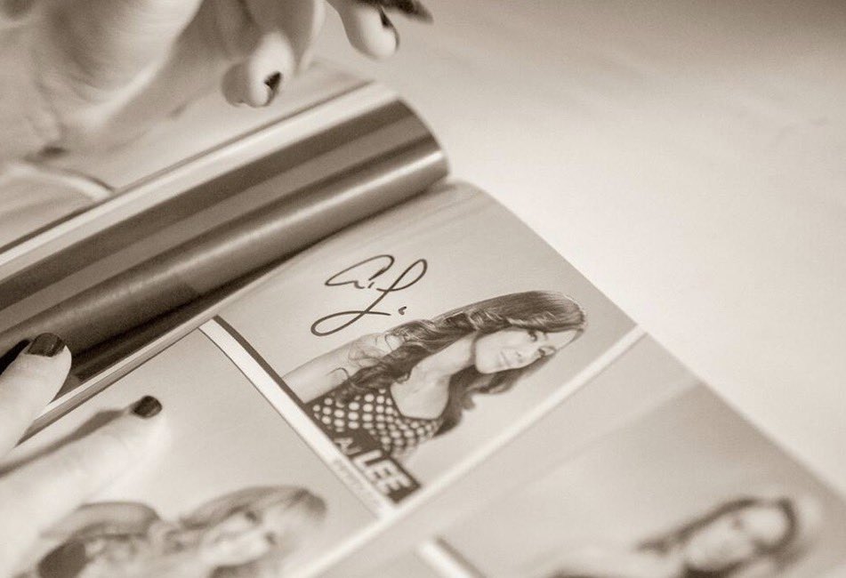 ajleearchives's tweet photo. Aj’s Wrestlemania 29 Diary https://t.co/lNdpojxKR0