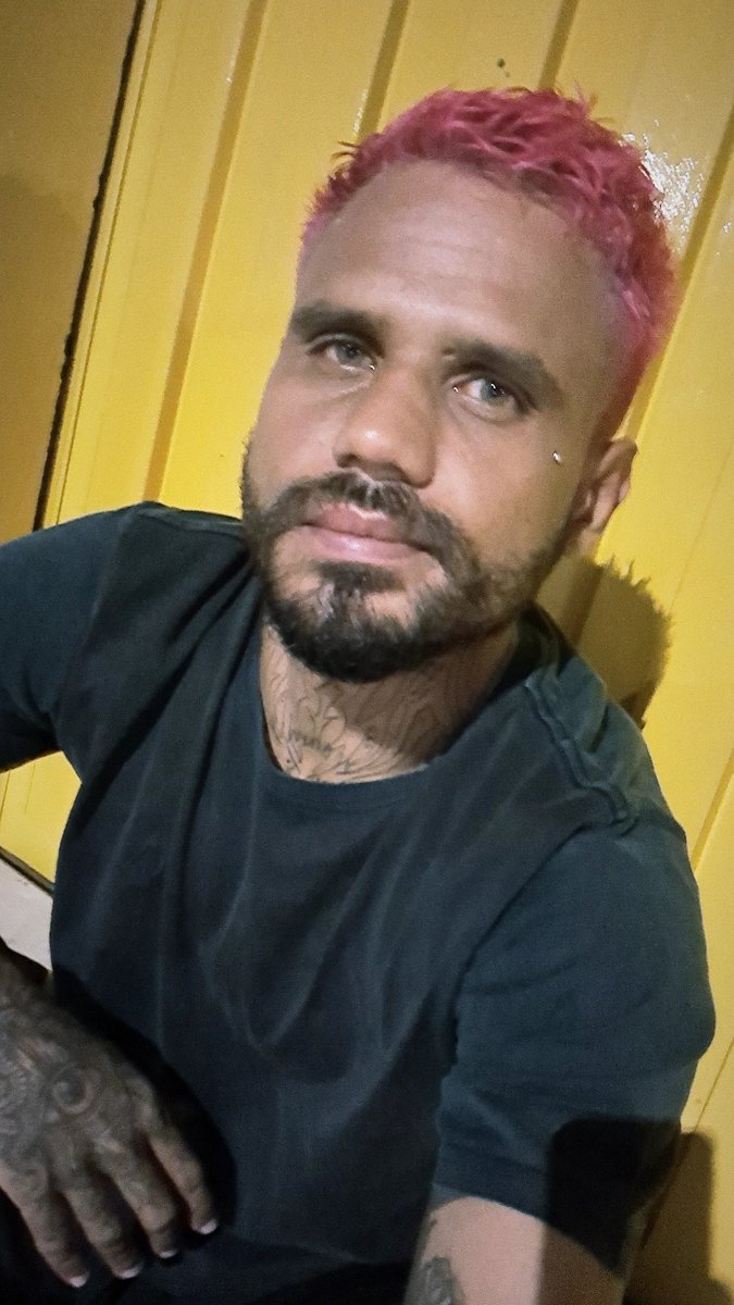 RabeloEstrela's tweet photo. BOA NOITE !
#PINTOSAWARDSㅤㅤ #BROTHERAGEMㅤ #favela #gay https://t.co/BolZgtqa1n
