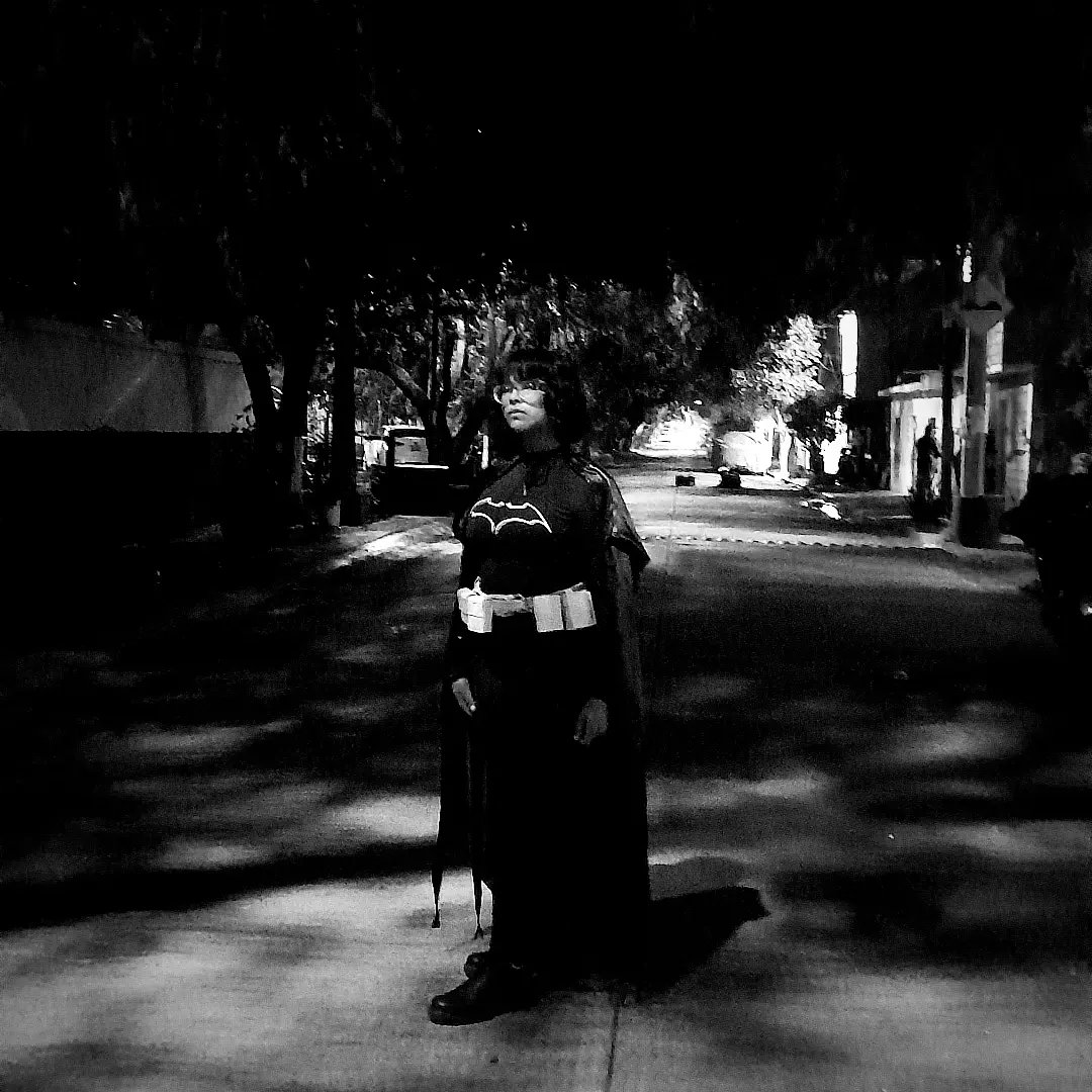 kitkatlovebkdk's tweet photo. Cosplay de Blackbat, Cassandra Cain.
#DC #comics #series #Batman https://t.co/wNNeLnx37k