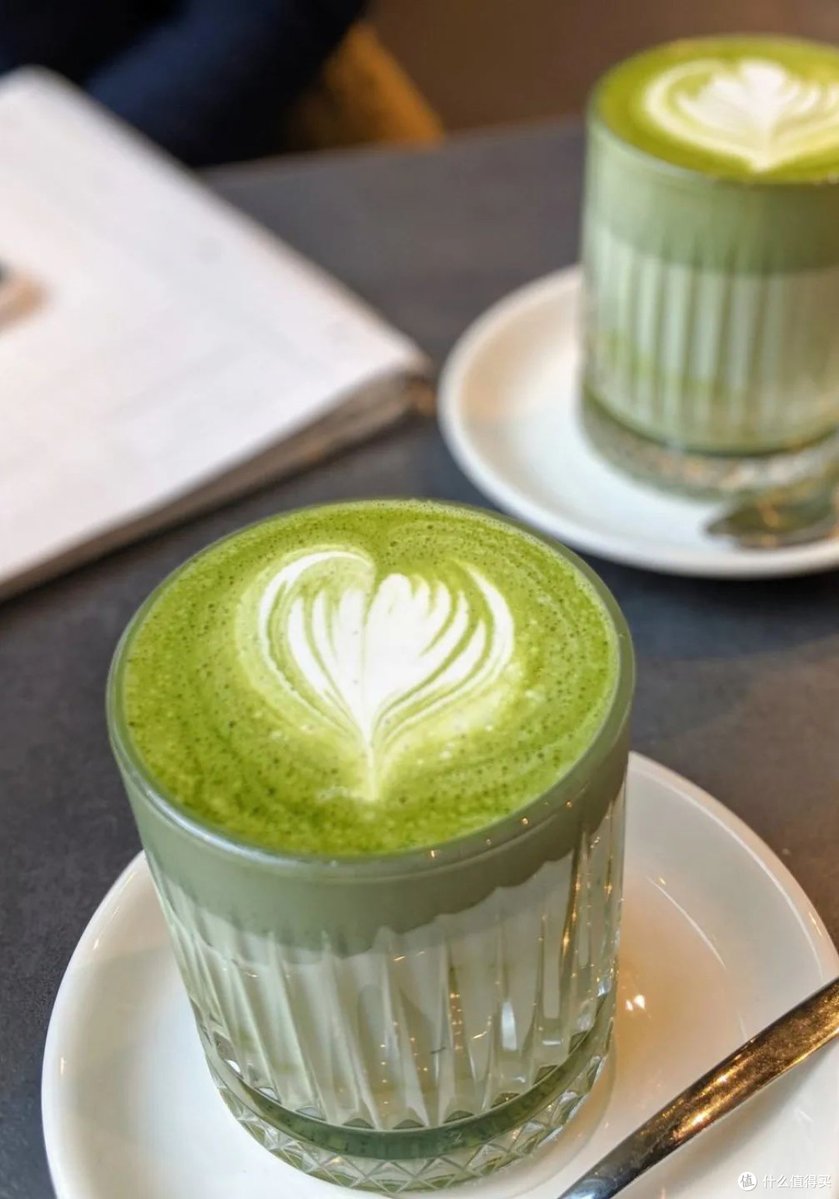 GuyTrimmer3da's tweet photo. Tried the new zero-waste café downtown—their matcha latte comes in a refillable ceramic cup, and I got a free seed sticker that grows into wildflowers! Such a small, lovely fresh experience today. https://t.co/L5qGhrFSfC